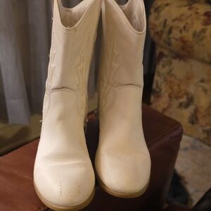 MIA Cream Ankle Booties